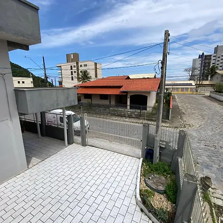 Residencial Bemfeliz - 50 Metros Da Praia!!! Navegantes Exterior photo